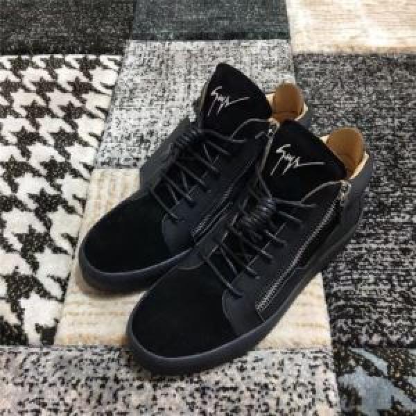 GIUSEPPE ZANOTTI 取り入れやすい ジュゼッペ ザノッティ  ランニングシューズ 確定となる上品