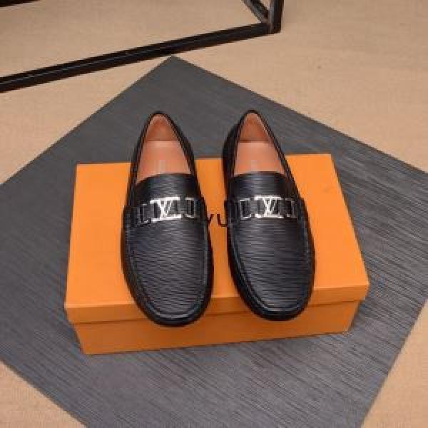2026SS人気 2色可選 ルイ ヴィトン LOUIS VUITTON 2年以上連続１位獲得 スニーカー VIP価格SALE