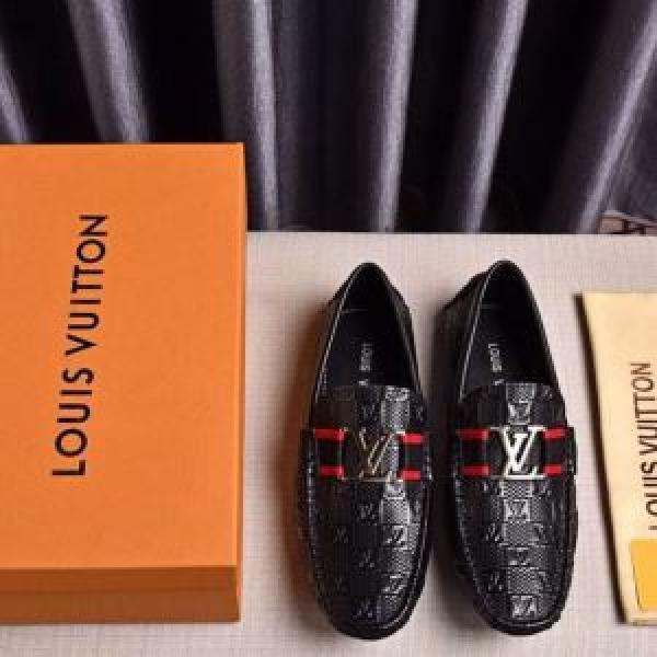 ルイ ヴィトン １点限り！VIPセール LOUIS VUITTON オススメのアイテムを見逃すな スニーカー