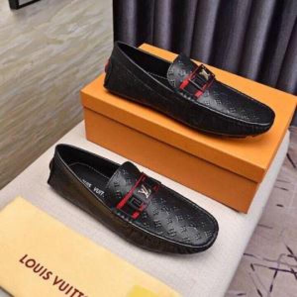 スニーカー 差をつけたい人にもおすすめ ルイ ヴィトン 春夏コレクション新品 LOUIS VUITTON