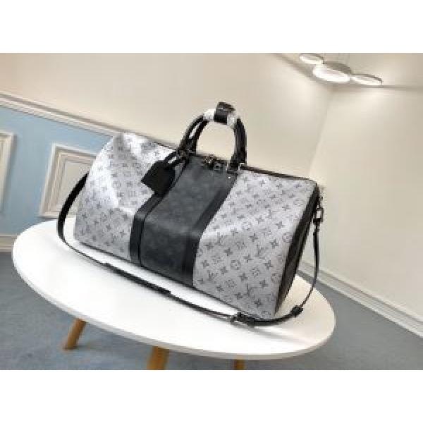 ルイ ヴィトン限定色がお目見え  LOUIS VUITTON 通勤通学どちらでも使え レディースバッグ 限定アイテムが登場.49..49..49..49..49..49..49..49..49..49.