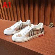 2026年春限定 スニーカー 海外大人気 バーバリー BURBERRY今なお素敵なアイテムだ