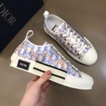 人気の高いブランド ディオール DIOR 20新作です  スニーカー 普段使いにも最適なアイテム