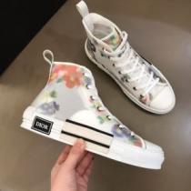 お値段もお求めやすい ディオール DIOR 愛らしい春の新作 スニーカー2026話題の商品