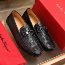 人気が継続中 ローファー 確定となる上品 サルヴァトーレフェラガモ FERRAGAMO