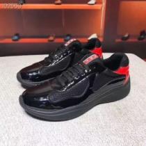 スニーカー2色可選  限定アイテムが登場 プラダ限定色がお目見え PRADA  一目惚れ級に