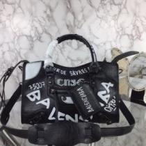 20SS☆送料込 バレンシアガ 普段のファッション BALENCIAGA 大人気のブランドの新作  レディースバッグ.51.