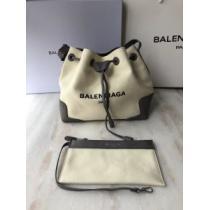 レディースバッグ 有名ブランドです バレンシアガ着こなしを楽しむ  BALENCIAGA 争奪戦必至.51.