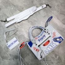 レディースバッグ トレンド最先端のアイテム バレンシアガ2026春新作  BALENCIAGA.51.