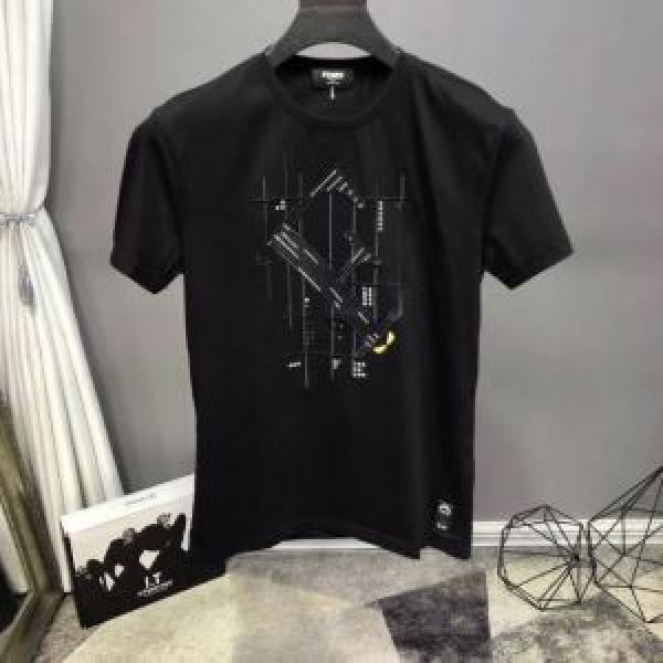 半袖Tシャツ 本当に嬉しいアイテム 2色可選 フェンディ差をつけたい人にもおすすめ  FENDI