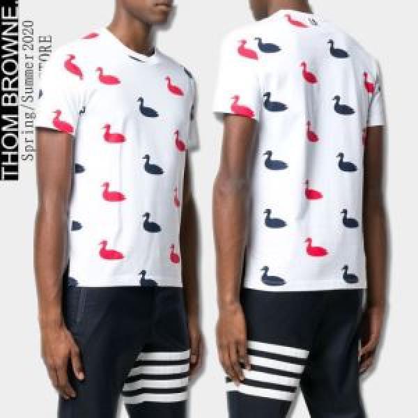 2色可選 スタイルアップ 半袖Tシャツ シンプルなファッション トムブラウン 2026モデル  THOM BROWNE