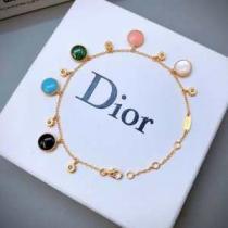 ディオール 多色可選 手頃価格でカブり知らず DIOR 価格も嬉しいアイテム ブレスレット.222.