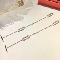 2色可選 エルメス 本当に嬉しいアイテム HERMES 差をつけたい人にもおすすめ ブレスレット.228.