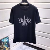 狙える優秀アイテム 2色可選 半袖Tシャツ 大人の新作こそ バレンシアガ BALENCIAGA おしゃれに大人の必見