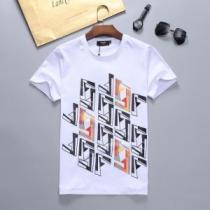 フェンディ有名ブランドです 2色可選  FENDI 着こなしを楽しむ 半袖Tシャツ 争奪戦必至