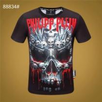 PHILIPP PLEIN 高級感のある素材 フィリッププレイン 半袖Tシャツ 海外でも人気なブランド