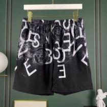 コーデの完成度を高める ヴェルサーチ VERSACE ショートパンツ こ...