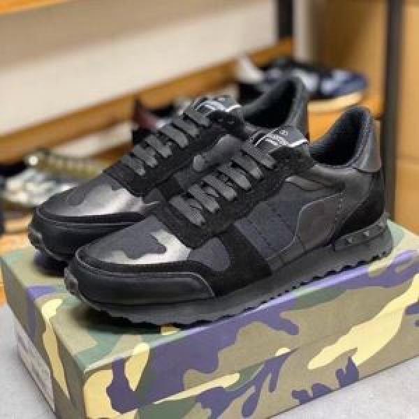 ムダな装飾を排したデザインヴァレンティノ 大人っぼいVALENTINO 2026春夏新作スニーカー/靴肌触りの気持ちい