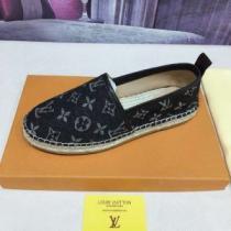 ランキング商品 大好評2色可選 2026春夏新作ルイ ヴィトン お洒落に魅せるLOUIS VUITTON 魅惑スニーカー/靴