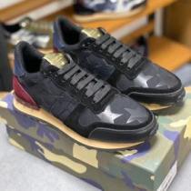 VALENTINO 2026春夏新作 お洒落に魅せる ヴァレンティノ セレブ風スニーカー/靴