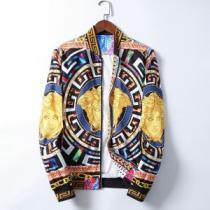 ブルゾンファション性の高い ヴェルサーチコピー 2025秋冬新作 秋の定番 VERSACE コピー