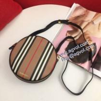 2026秋冬新作 バーバリーコピー レディースバッグ BURBERRY コピー 絶大な人気を誇る ポーチ ショルダーバッグ.48..48.