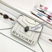 BVLGARI 売れ筋のいい コピー 2色可選 ブルガリ偽物 2026秋冬 レディースバッグ ブルガリショルダーバッグコピー.472.