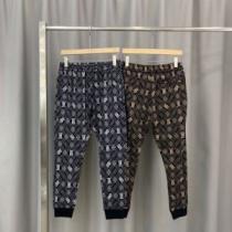  長く愛用できる BURBERRYスーパーコピー 代引 窮屈感はゼロ 2色可選 デニムパンツ 2026AW 