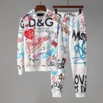 D&Gスーパーコピー 代引 2026AW セール中 上下セット 綺麗に決まるフォルム！