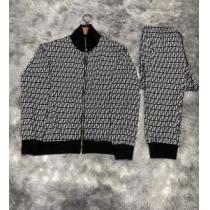 今買い◎得 上下セット2025AW FENDIブランド 偽物 通販 先行販売