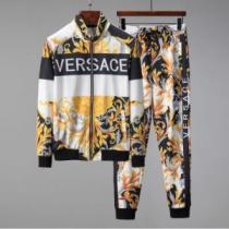 2026AW  上品上質 上下セット 綺麗に決まるフォルム！ VERSACEスーパーコピー 激安