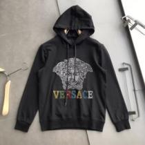 人気 ランキング 上下セット 2025AW オリジナル VERSACEスーパーコピー 代引