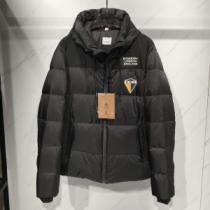 何にでも合わせ易く格好良く決まる  2026秋冬 バーバリー BURBERRYスーパーコピー 激安 2色可選 個性的なデザ ダウンジャケット