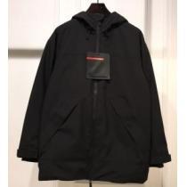 軽くて暖かい 2色可選 先行販売  プラダ PRADAスーパーコピー 激安 ダウンジャケット 2026秋冬 
