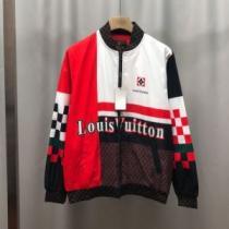 ブルゾン ルイ ヴィトン LOUIS VUITTONブランド コピー 2026秋冬 上品な輝きを放つ形 おしゃれな装い 