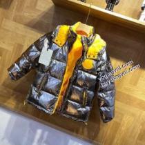 極上の着心地 2色可選 防風性にも優れた モンクレール MONCLERスーパーコピー 激安 2026秋冬 ダウンジャケット
