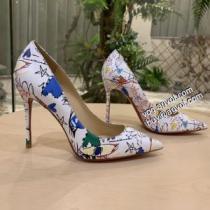 クリスチャンルブタン Christian Louboutinスーパーコピー 2色可選 人気販売中 2026秋冬  ハイヒール 