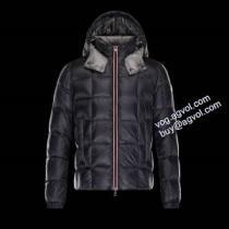 モンクレールコピー 防寒具としての機能もバッチリ MONCLER 2025秋冬 大人気☆NEW!! ダウンジャケット
