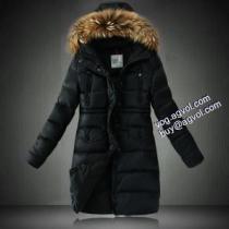 大人のセンスを感じさせる モンクレール MONCLER ダウンジャケット 2026秋冬 MONCLERスーパーコピー 激安