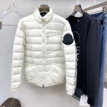 希少価値大！ モンクレール MONCLER偽物ブランド 2026秋冬 ダウンジャケット 防湿性に優れ