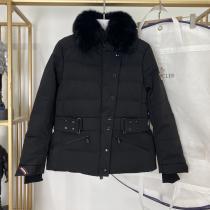 MONCLERスーパーコピー 完売品！ 2026秋冬 レディースダウンジャケット