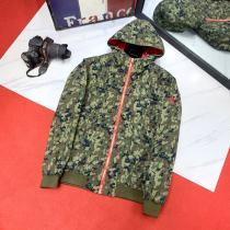 欧米韓流 MONCLERスーパーコピー 2026秋冬 ブルゾン 人目を惹くデザイン