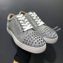 大絶賛の履き心地! カジュアルシューズ 2026秋冬 クリスチャンルブタン Christian Louboutinスーパーコピー