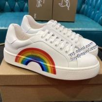 カジュアルシューズ 2026秋冬 リゾートスタイル クリスチャンルブタン Christian Louboutinブランド コピー 先行販売