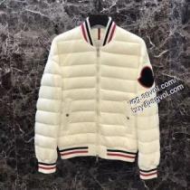 20/21AW 人気新品★超特価★ MONCLERブランドスーパーコピー ダウンジャケット メンズ 爽やかな心躍るコーディネート モンクレール 2色可選 秋冬によく似合う
