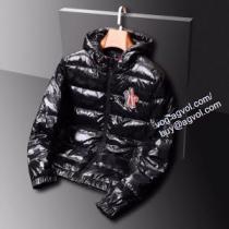 20-21AWのトレンド人気新品 MONCLERブランドコピー 軽量かつ防寒性に優れた新作 ダウンジャケット メンズ 秋冬に大活躍