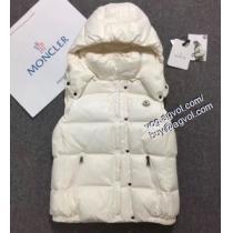更にトレンドが急上昇中 MONCLER 2026秋冬新作の相棒を大公開 モンクレール偽物ブランド 肌寒い季節に欠かせない