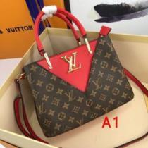 完売品！2026春夏 斜め掛けバッグ ルイ ヴィトン LOUIS VUITTONブランドスーパーコピー.49..49..49.