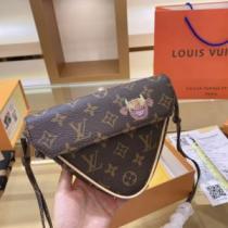ルイ ヴィトン LOUIS VUITTONブランド 偽物 通販 ミニバッグ 個性派 2026春夏 斜め掛けバッグ .49..49..49.
