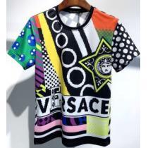 大絶賛の履き心地! ヴェルサーチVERSACE 半袖シャツ 2025春夏 ヴェルサーチスーパーコピー 激安